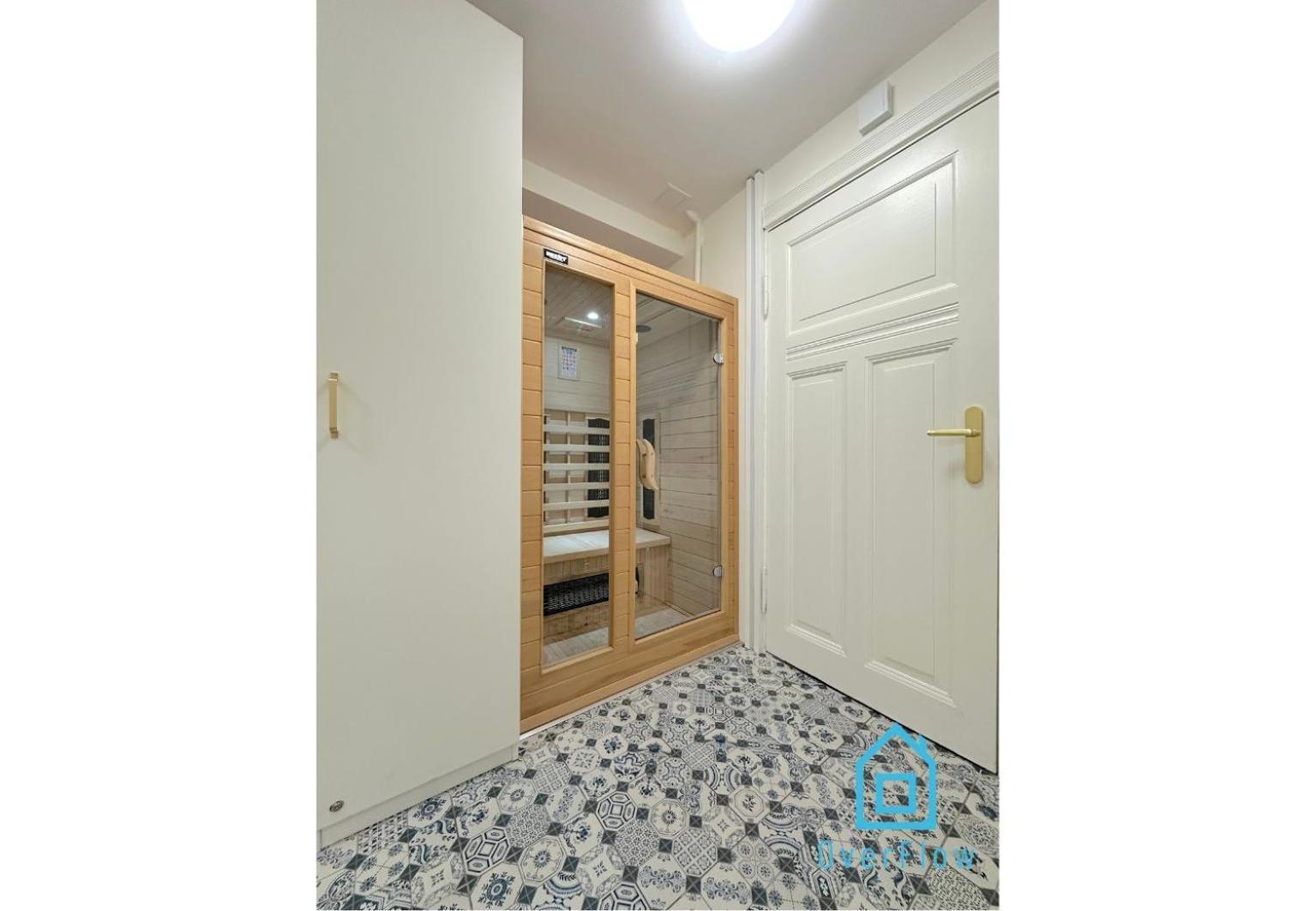 Apartament Seredino Navy Apartment- Modern Comfort In A Quiet Location, 5 Minutes To Old Town & Seaside *